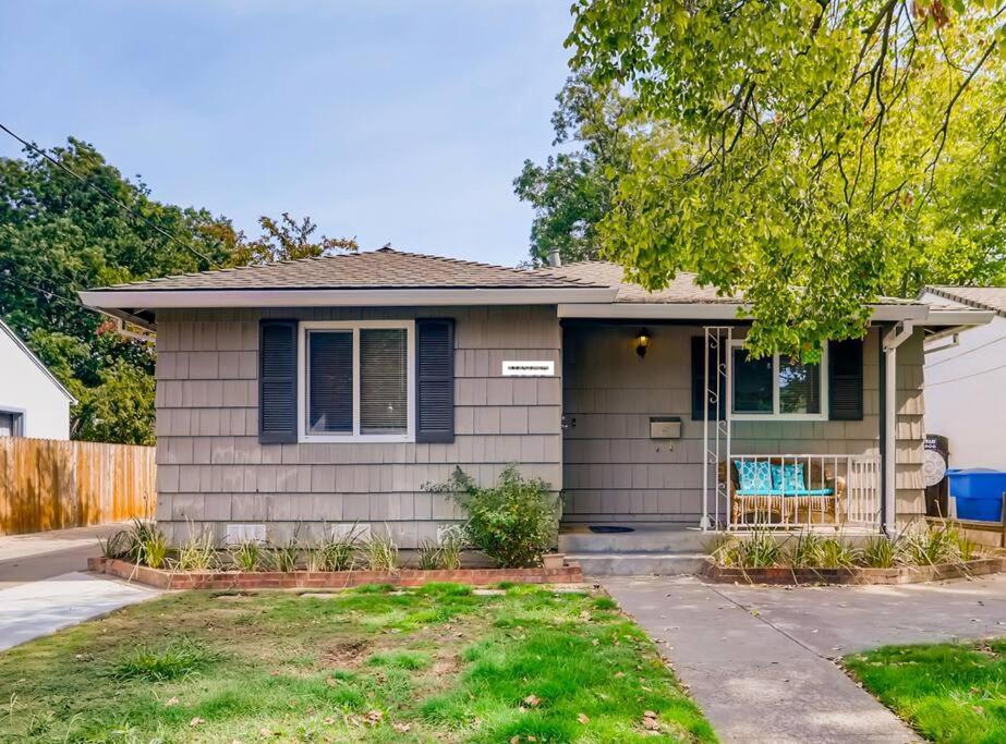 Willa Smart Eclectic Art House Near Uc Davis Med Center Sacramento Zewnętrze zdjęcie